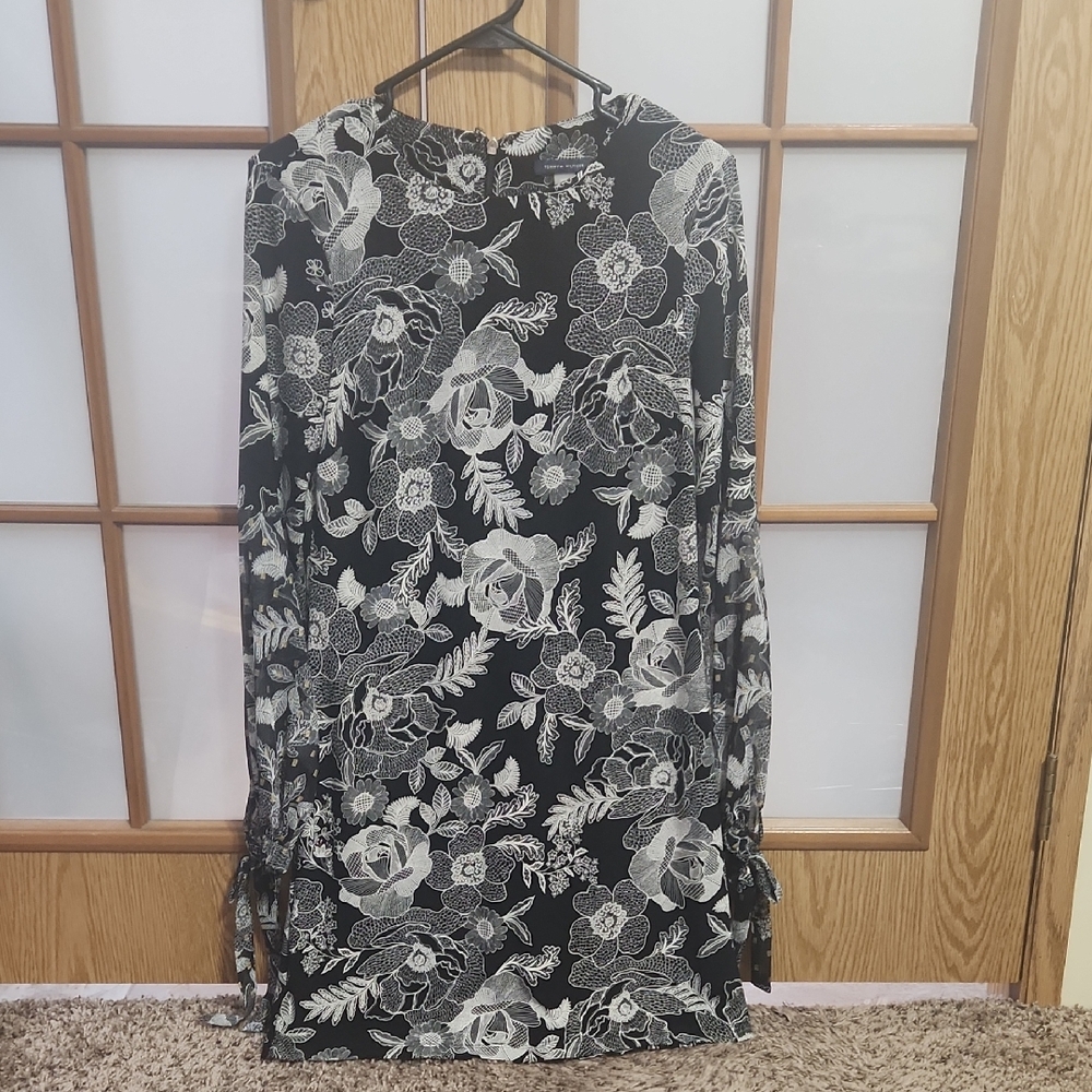 Tommy Hilfiger Floral Print A Line Dress In Black And Cream Size 4